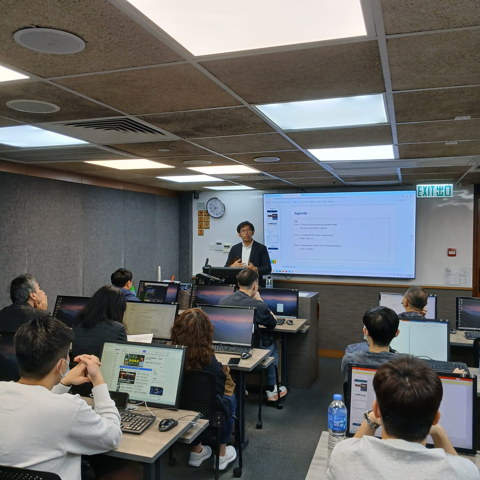 Government: Programming Training - Machine Learning with AI - Decoder